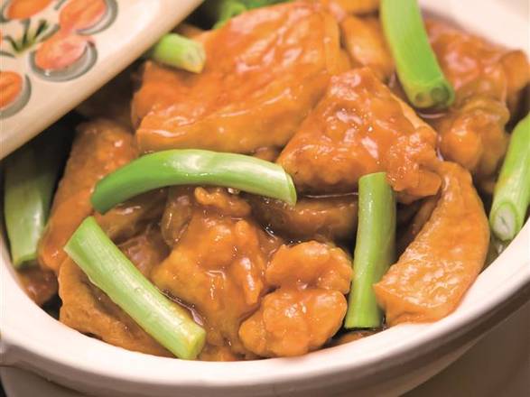 K13 Garoupa & Fried Bean Curd in Hot Pot 豆腐斑腩煲
